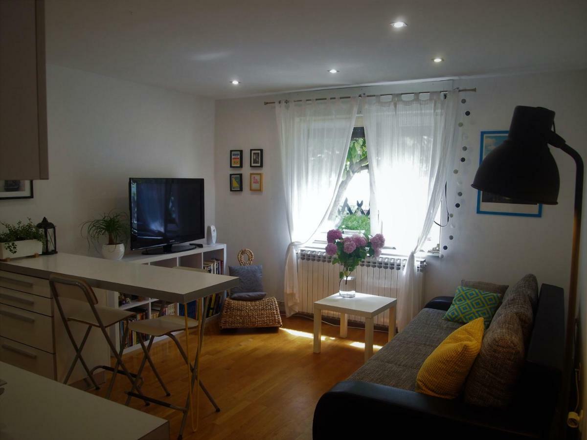 Apartment Chic *